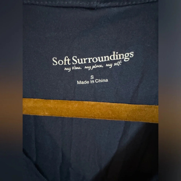 Soft Surroundings Navy Stretchy V Neck - Picture 3 of 6